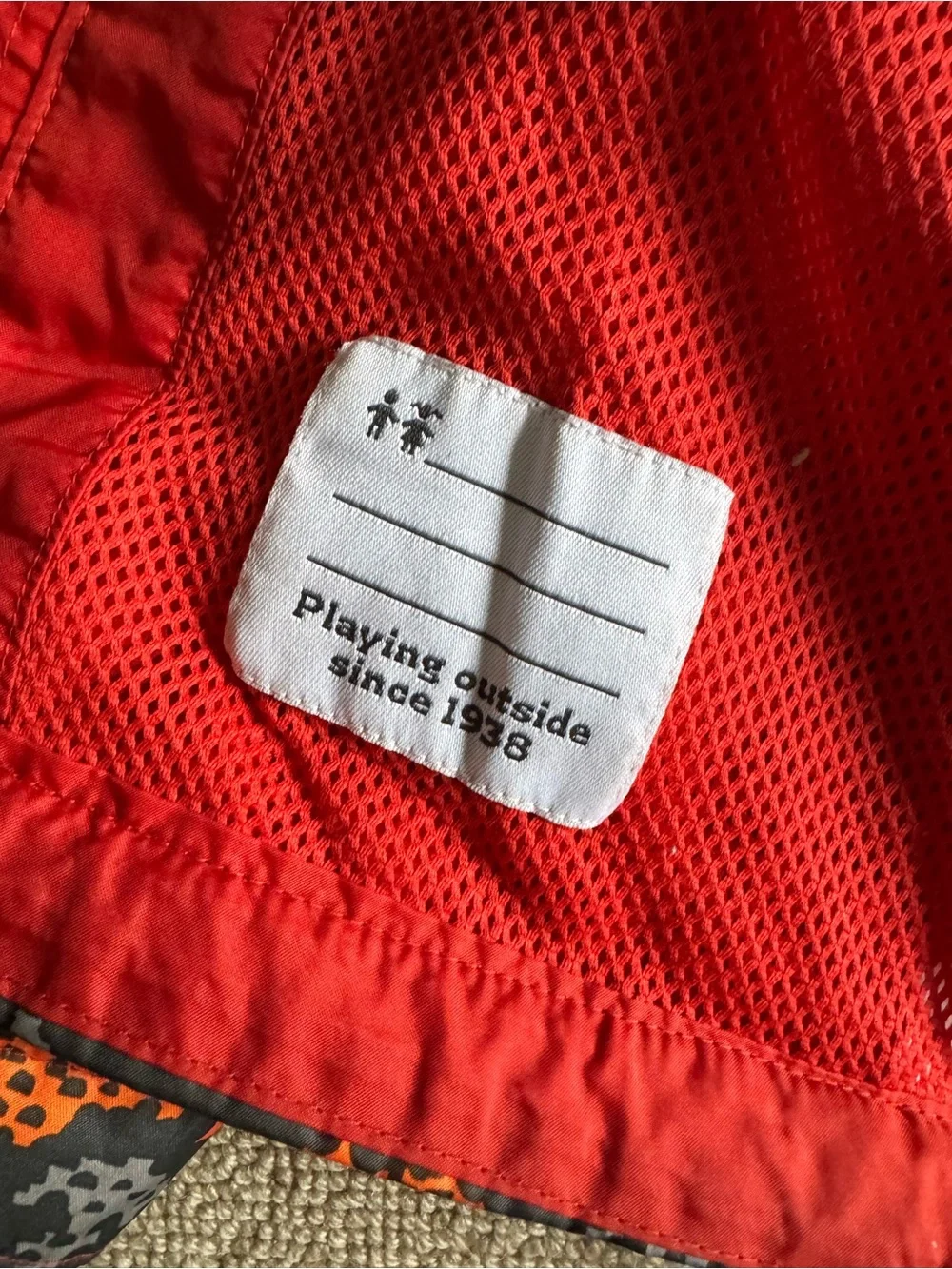 Columbia Kids Hooded Rain Jacket Windbreaker Raincoat Red Orange Gray Camo M